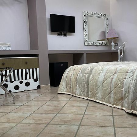 Villa Mariposa Нетуно Екстериор снимка